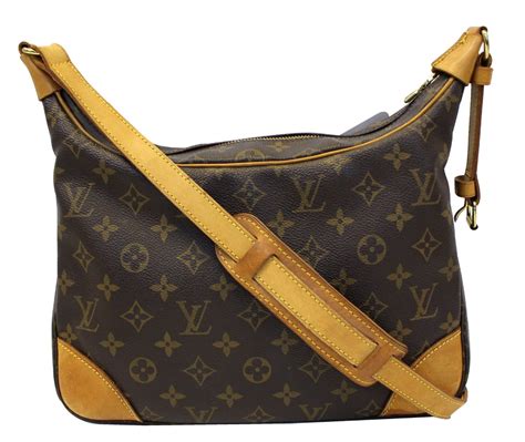 macuto louis vuitton|louis vuitton shoulder bag.